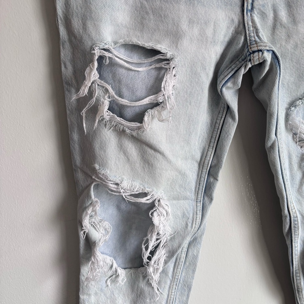 ⭐️⭐️⭐️Aeropostale Light Blue Mom Jeans - Picture 2 of 8
